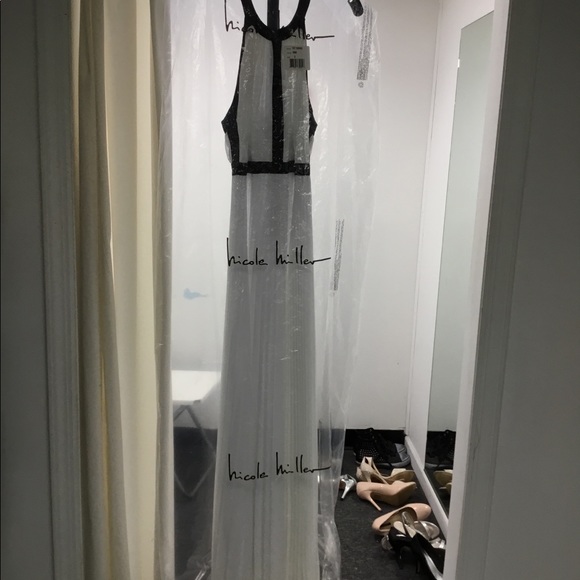 NWT- Gladiator halter dress - Picture 7 of 7